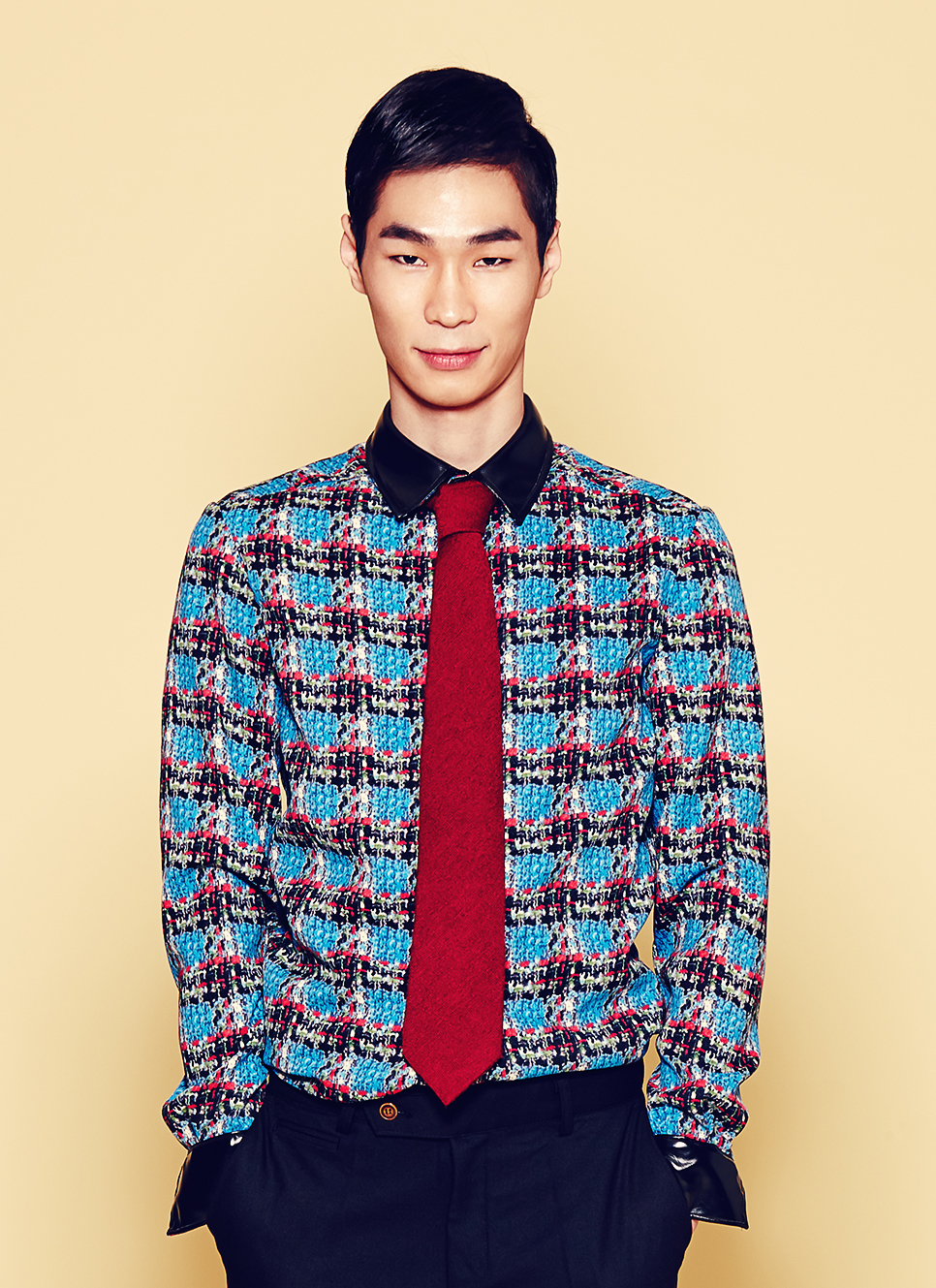 김윤배, 매니지먼트 런과 전속계약 체결…2025년 빛낼 배우로 주목