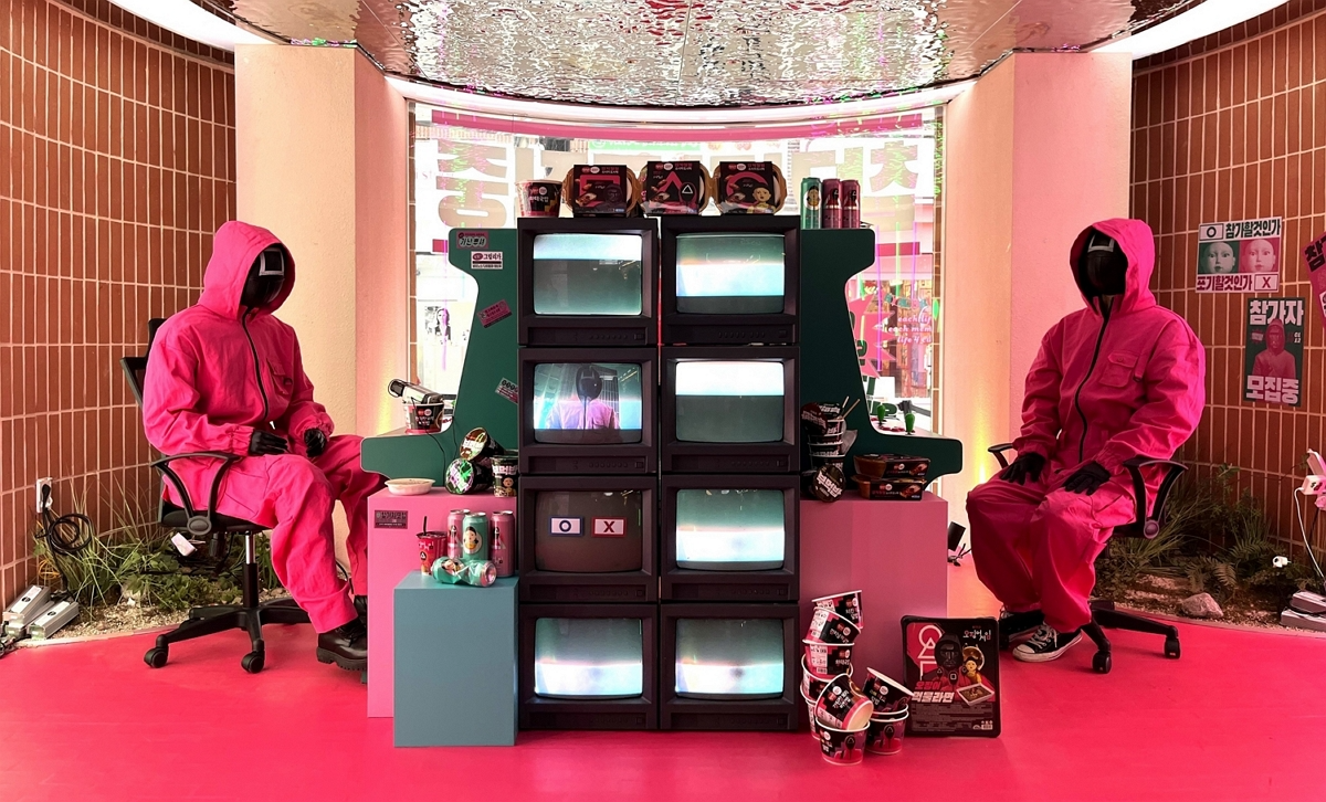 CJ제일제당, 햇반컵반 '오징어 게임' 스페셜 에디션 출시