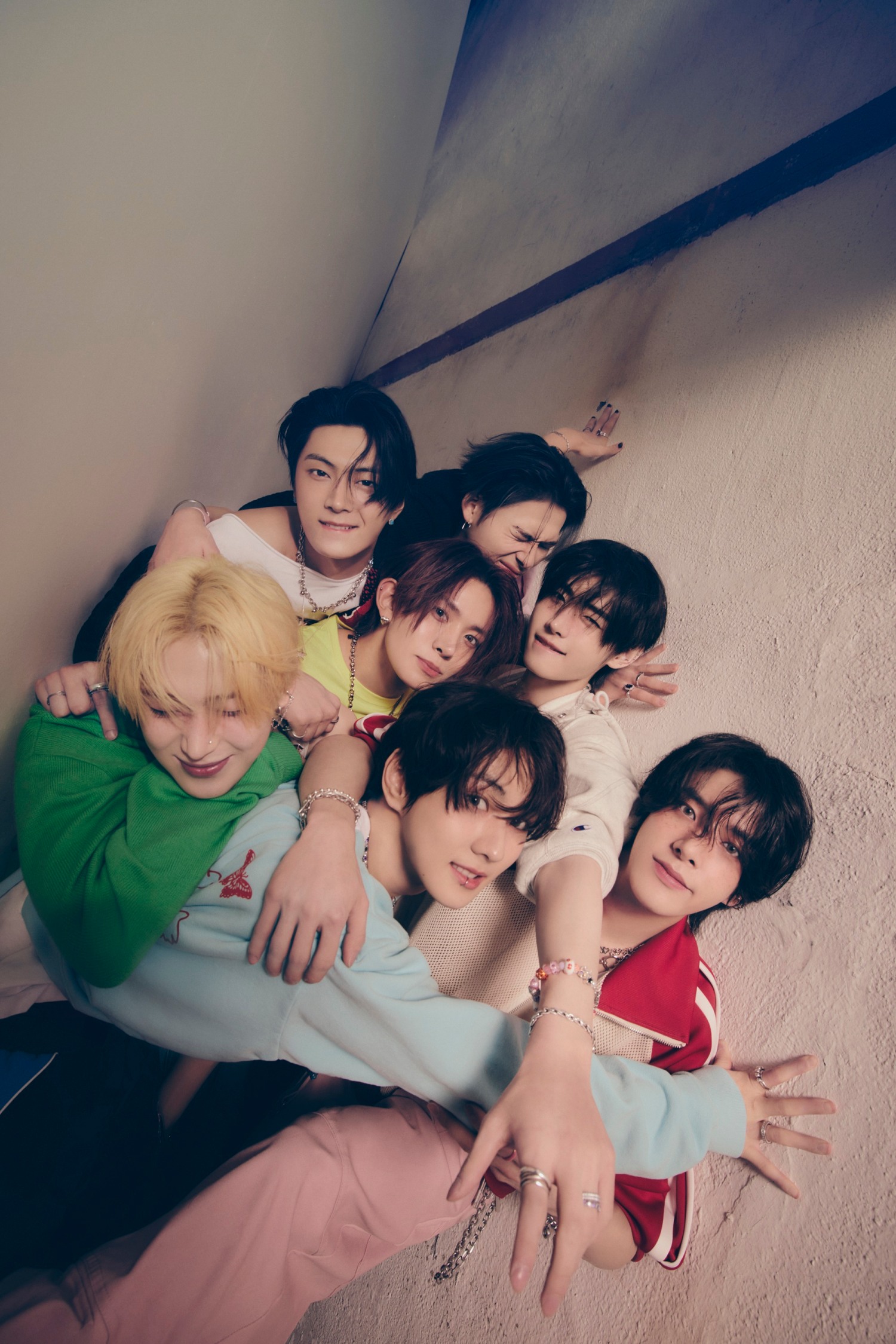 엔하이픈 정규 2집, 2024년 미국 내 CD 판매량 3위…쟁쟁한 팝스타들과 어깨 나란히