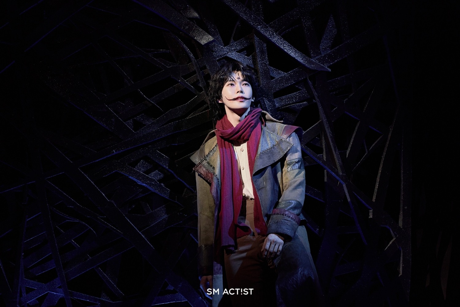 ‘웃는 남자’ NCT 도영, “완전히 우리의 마음을 찢어 놓았다” ‘음색+가창력+에너지’ 호평ing