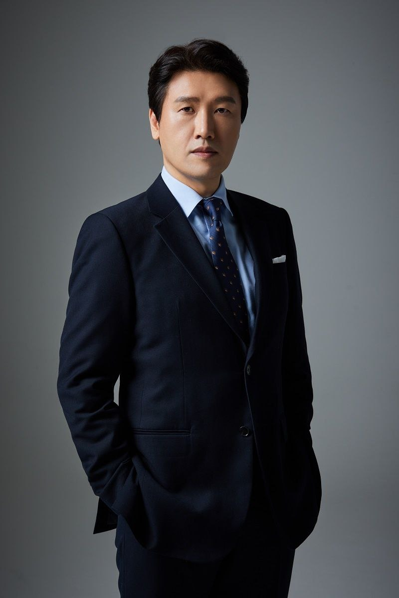 성기윤, 와이원엔터테인먼트 전속계약 체결…활발한 활동 예고