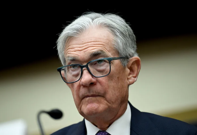 (상보) 파월 "당분간 긴축적 통화정책 유지…물가목표 미달"