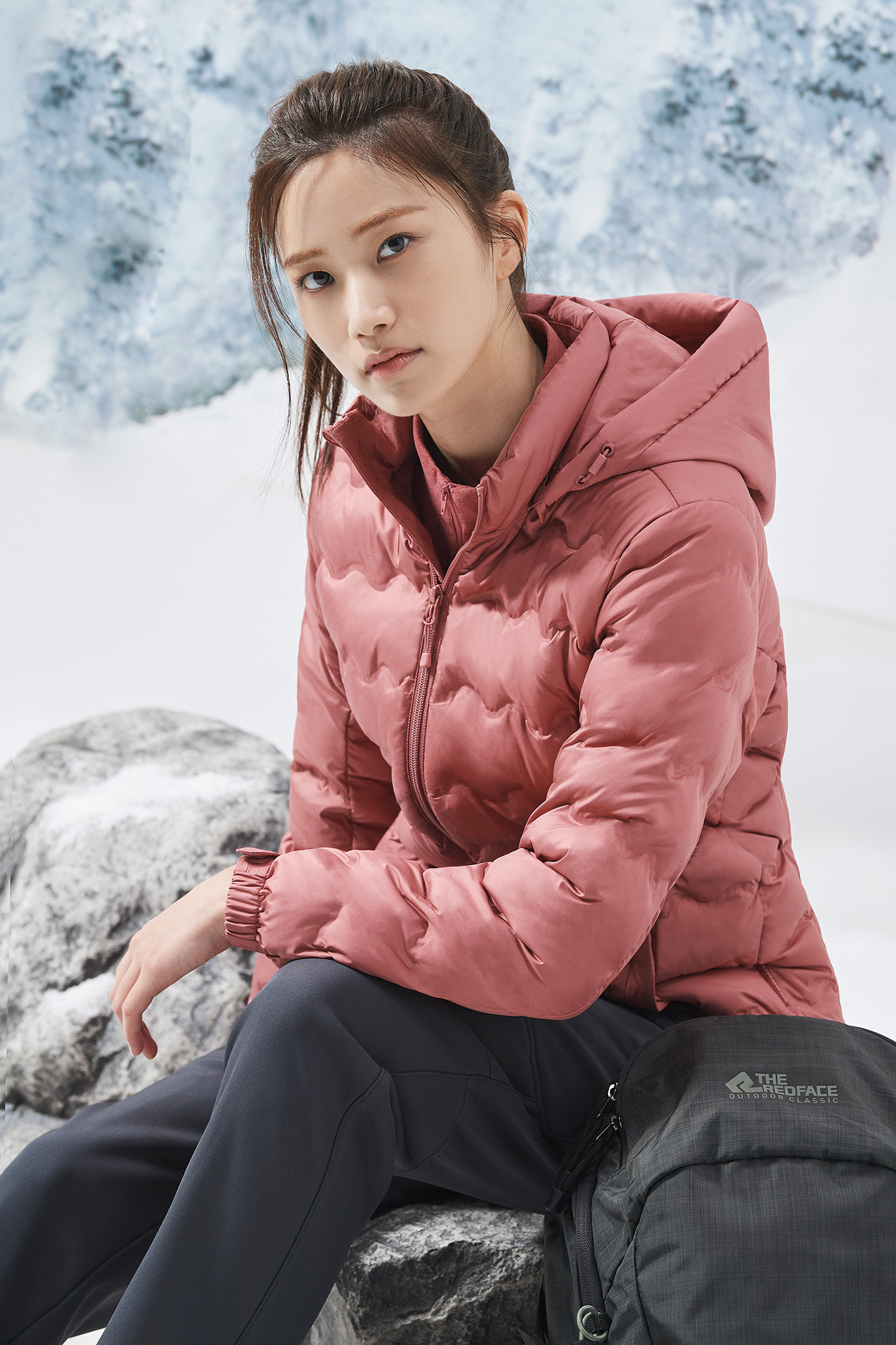 레드페이스, 간절기 자켓 정석 갖춘 여성용 후디 다운 출시