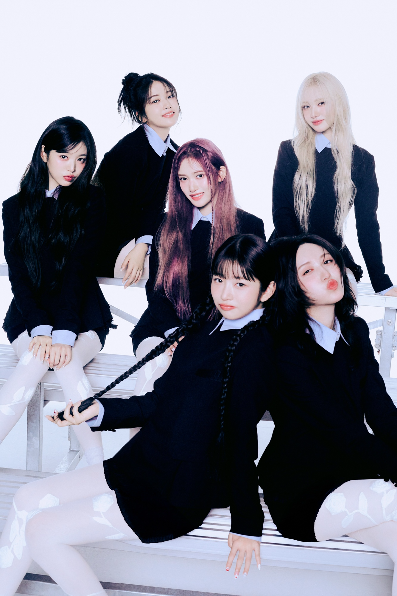 아이브 ‘애티튜드’, 스포티파이 ‘톱 송 데뷔 글로벌’ TOP10 진입…‘글로벌 히트 메이커’ 저력 입증