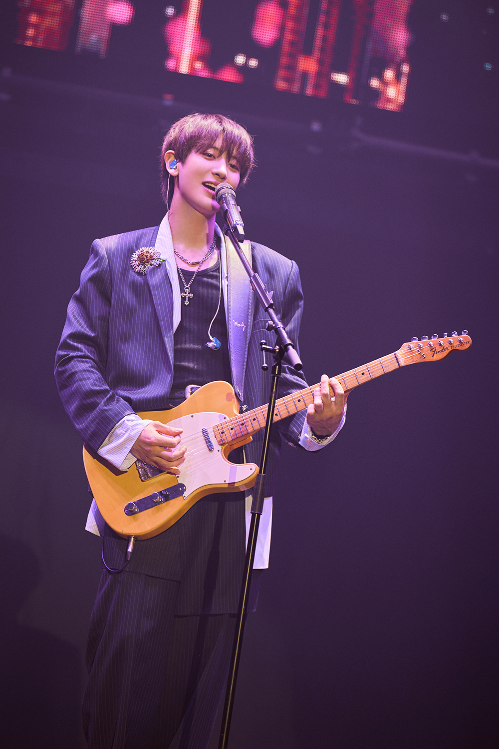 엑소 찬열, 첫 솔로 라이브 투어 앙코르 공연 성료…‘음악 열정+환상 연출 컬래버’