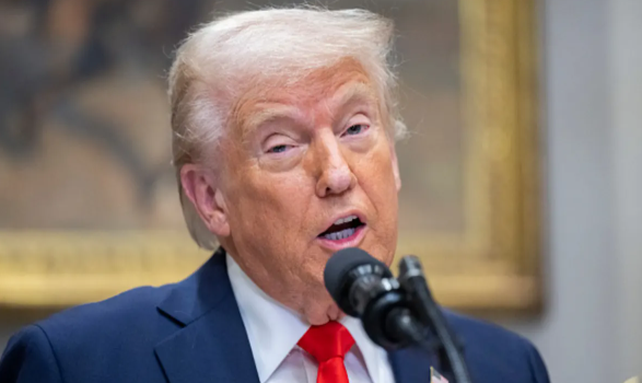 (상보) 트럼프 "캐·멕 25% 관세, 4일부터 예정대로 부과"..'대중 10% 관세 추가' 서명