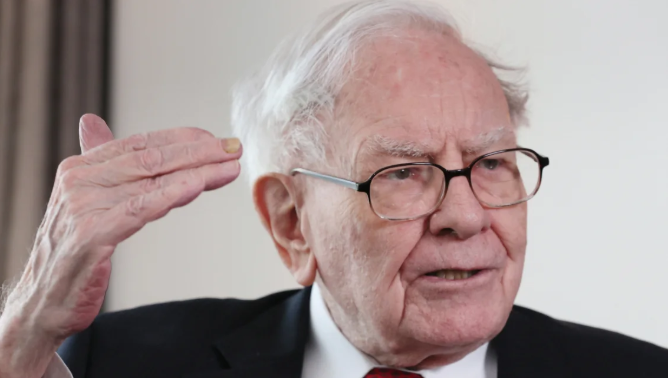 (상보) 버핏 "관세는 전쟁 행위...상품에 대한 세금 될 것" 비판