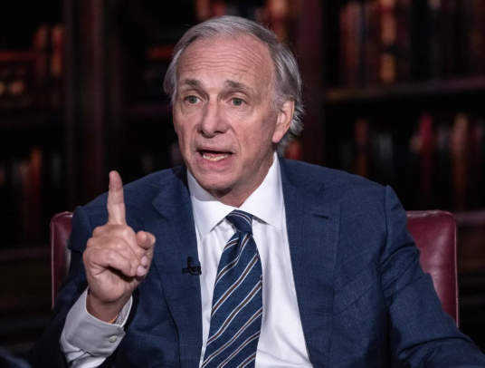 (상보) 레이 달리오 “미 부채위기, 심장마비처럼 갑자기 올 듯”