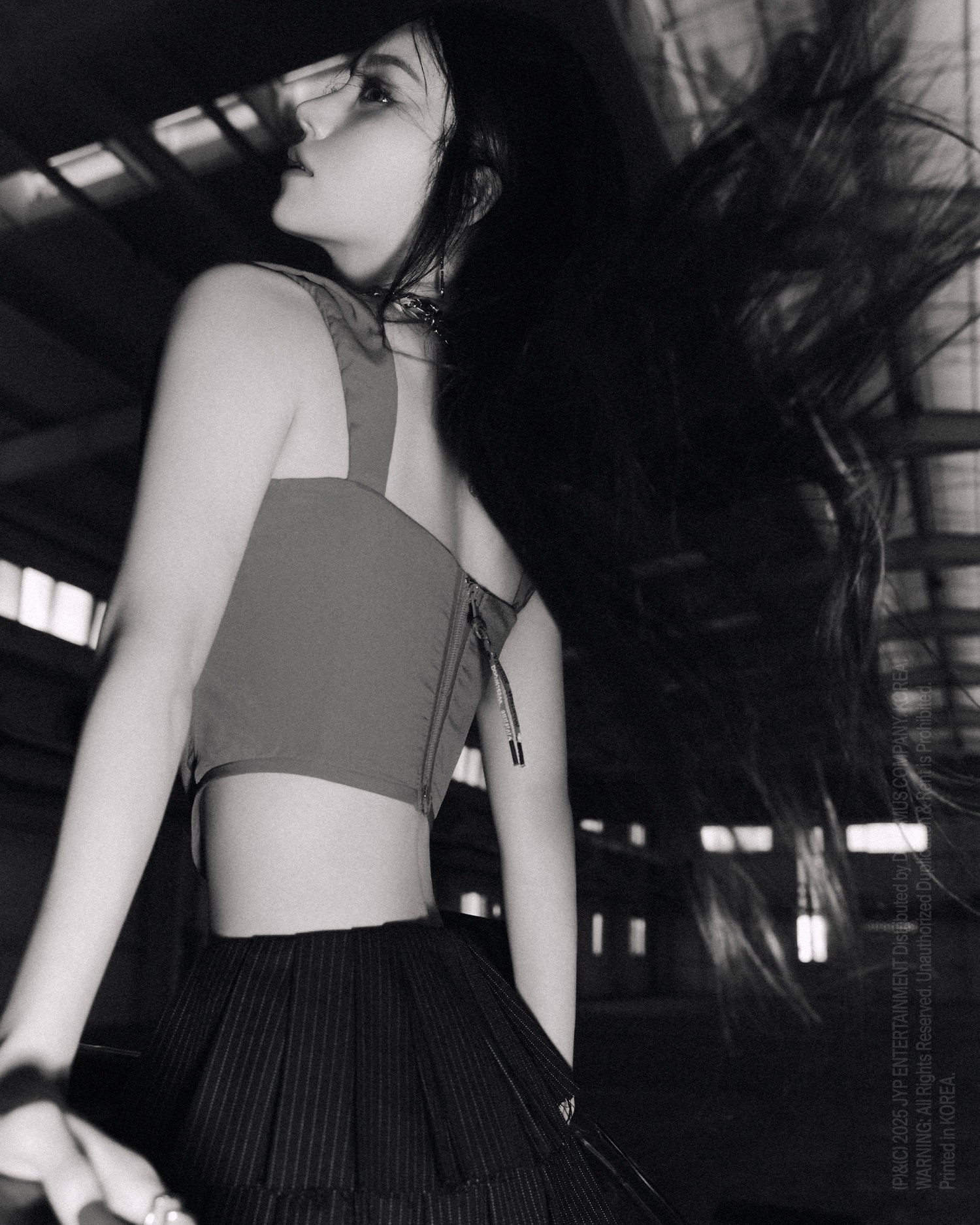 ITZY 예지, 솔로 데뷔곡 'Air' 뮤직비디오 티저 영상 + 포토 최초 공개…거침없는 액팅 눈길