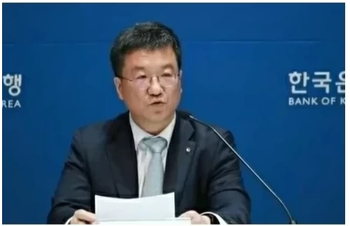 (상보) 김웅 한은 부총재보 "향후 물가 목표수준 근방에서 등락할 것"