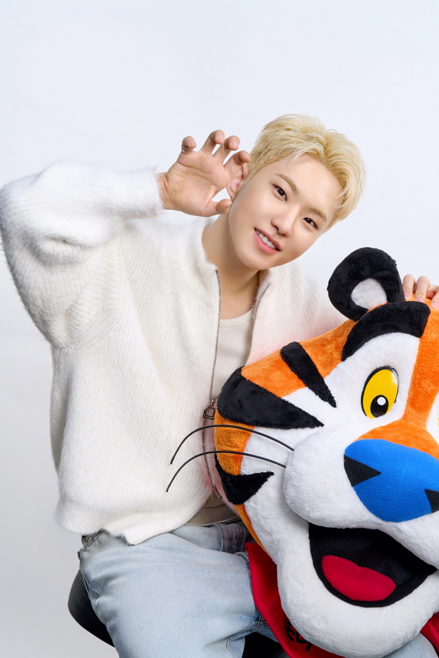 농심켈로그, 세븐틴 호시와 협업해 '켈로그 호시 콜라보팩' 출시