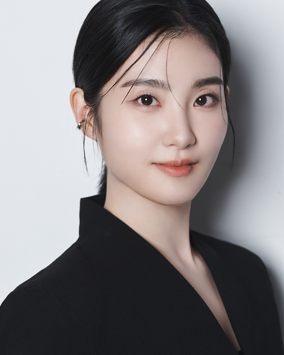 ‘폭싹 속았수다’ 김수연, 아이유 대학 동기로 눈도장…‘워너비 친구’로 든든&친근 매력 발산