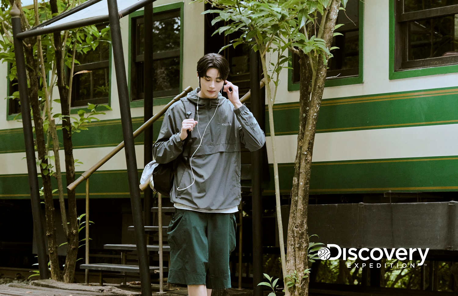 디스커버리 익스페디션, '변우석'과 함께한 ‘프레시벤트’ 라인 봄 시즌 화보 공개!