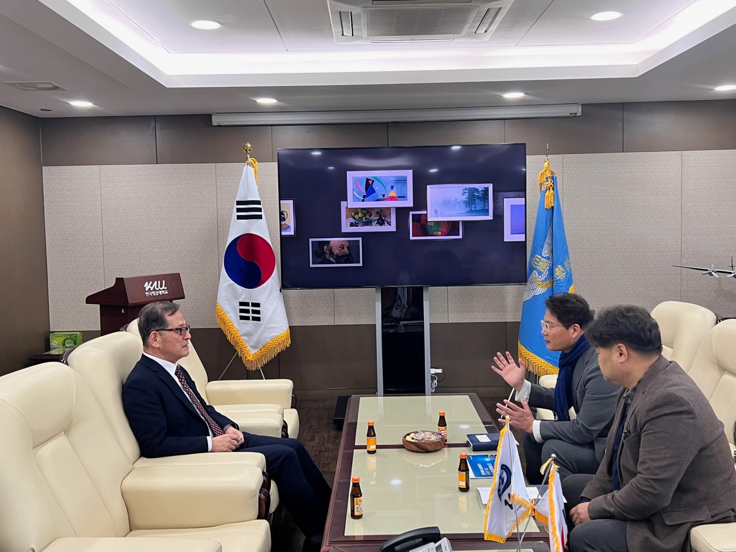 한국항공대학교 총장과 면담
