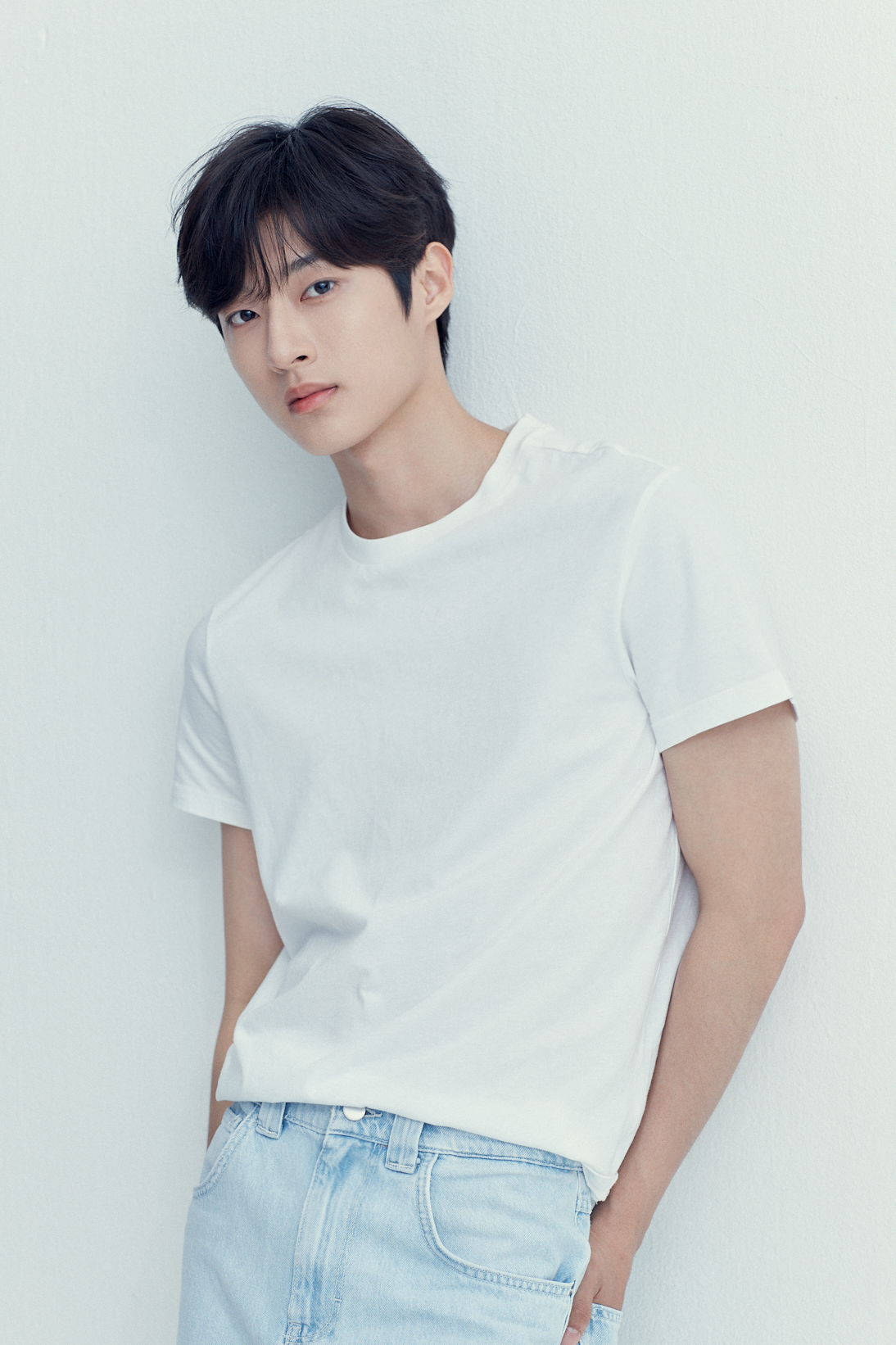 백선호, ‘연기→광고→화보’ 다채로운 행보…지금 주목해야 할 ‘차세대 슈퍼 루키’