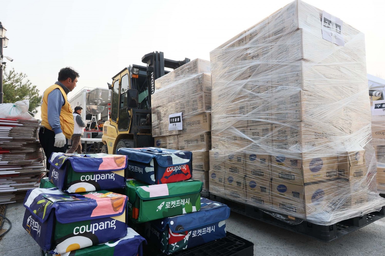 쿠팡, 산불 피해 지역에 3만5000여 개 구호물품 긴급 지원