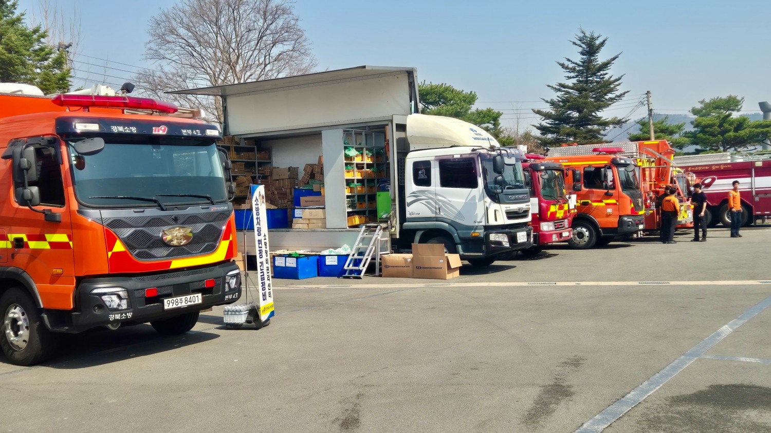 타타대우모빌리티, 영남 산불진압위해 의성종합운동장에 소방차 긴급수리 파견 지원