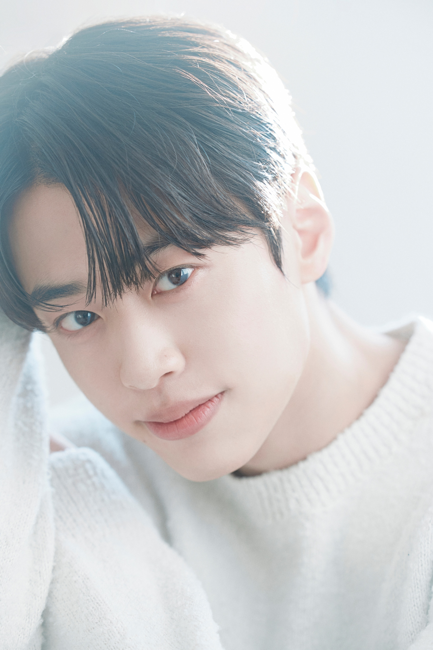 신예 한규민, 9아토엔터와 전속계약 체결…한소희X연우와 한솥밥