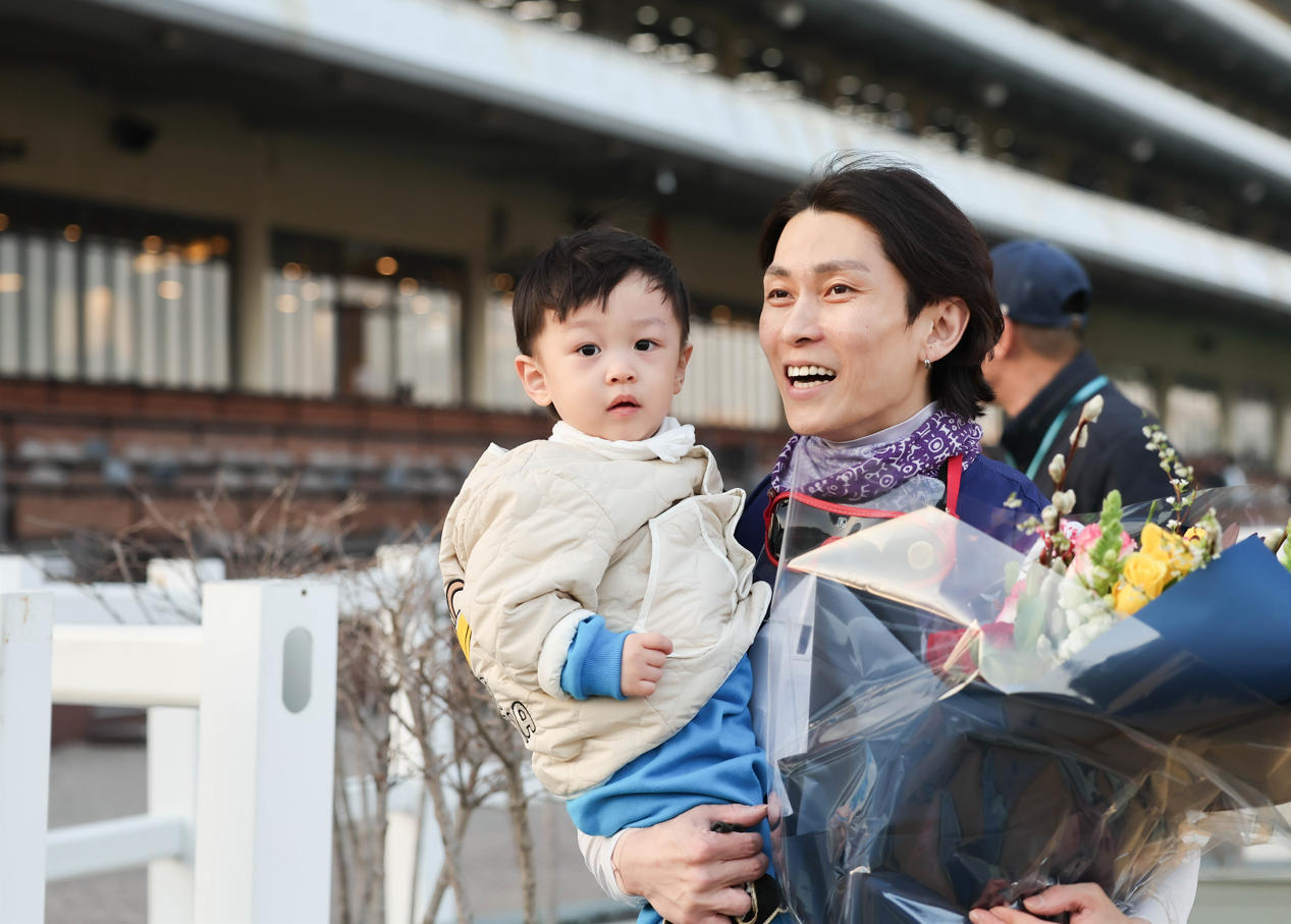 25년 3월 22일 제10경주 장추열 기수 500승 달성