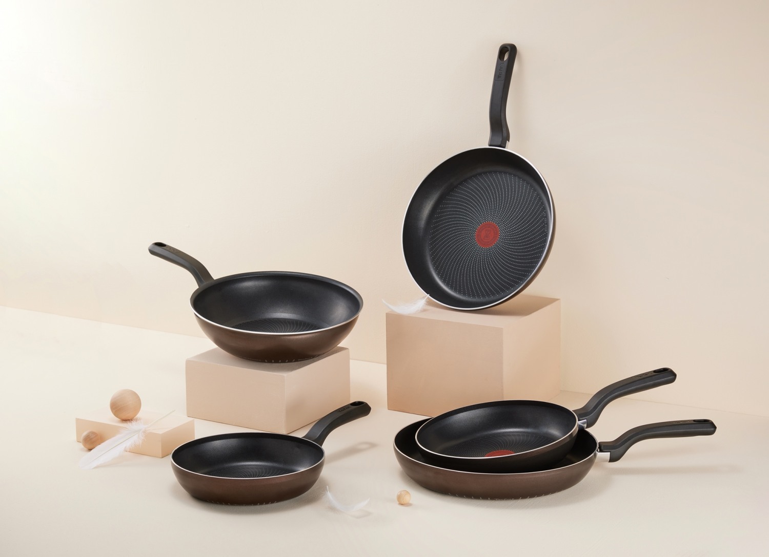 ‘인덕션 티타늄 라이트쿡’ 프라이팬 5종