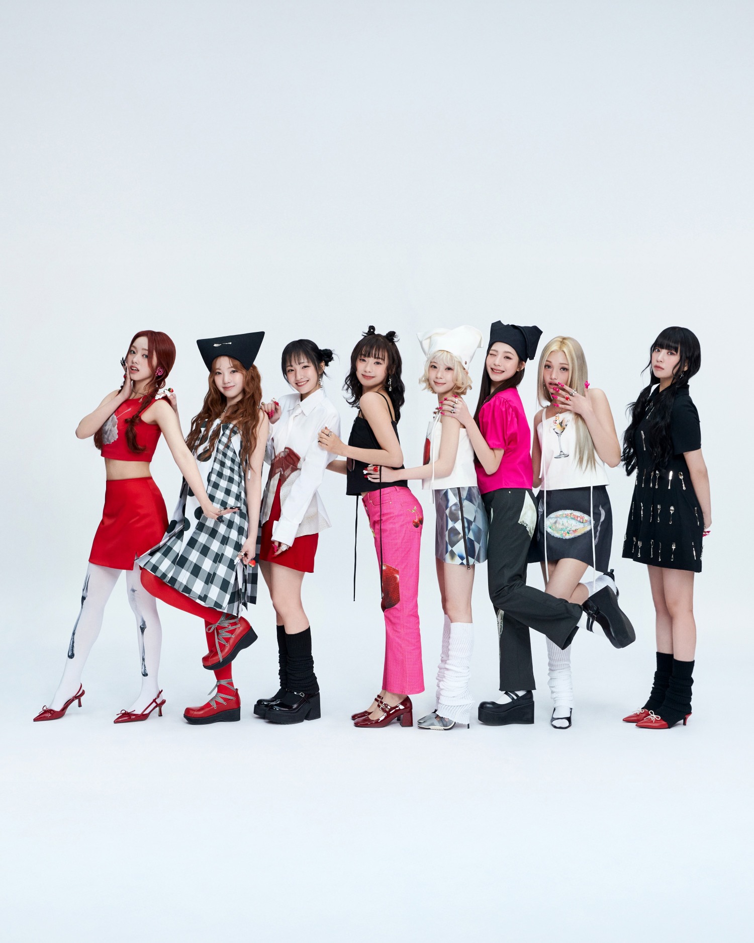 유니스, 영 앤 키치 스위시 매력 폭발…미니 2집 마지막 콘셉트 포토 공개