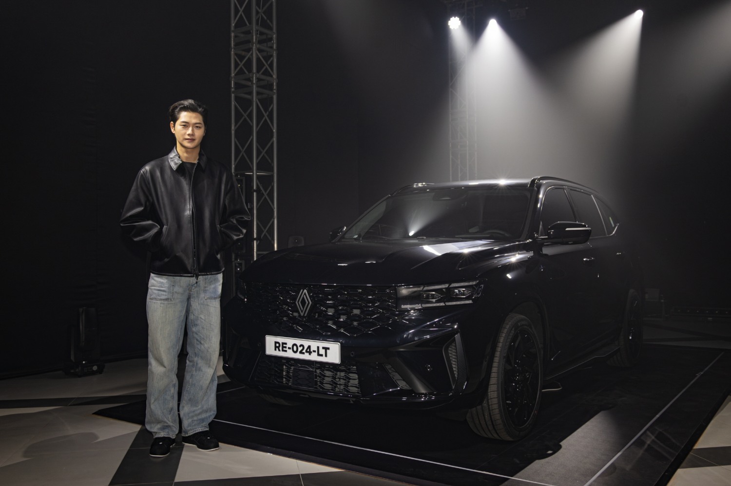 르노코리아, 그랑 콜레오스 에스프리 알핀 누아르 출시 맞아 공식 앰버서더 오상욱 선수와 고객 초청 행사 성료