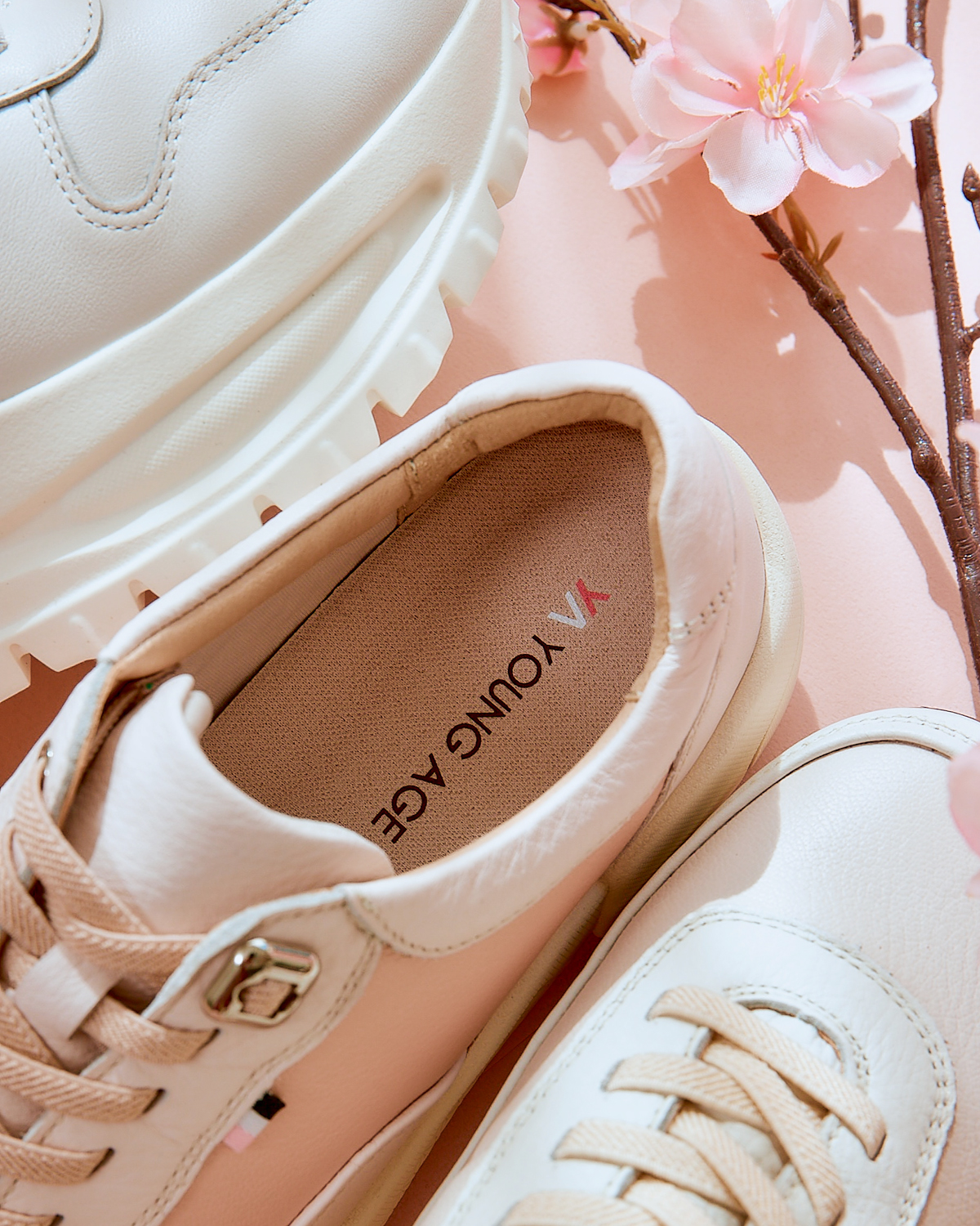 형지에스콰이아, 봄철 나들이에 제격인 영에이지 여성 경량 스니커즈 출시