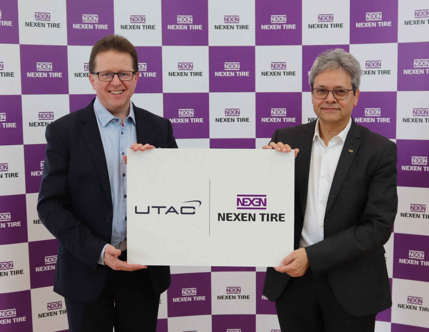 넥센타이어–UTAC 시험센터 계약 체결 기념사진