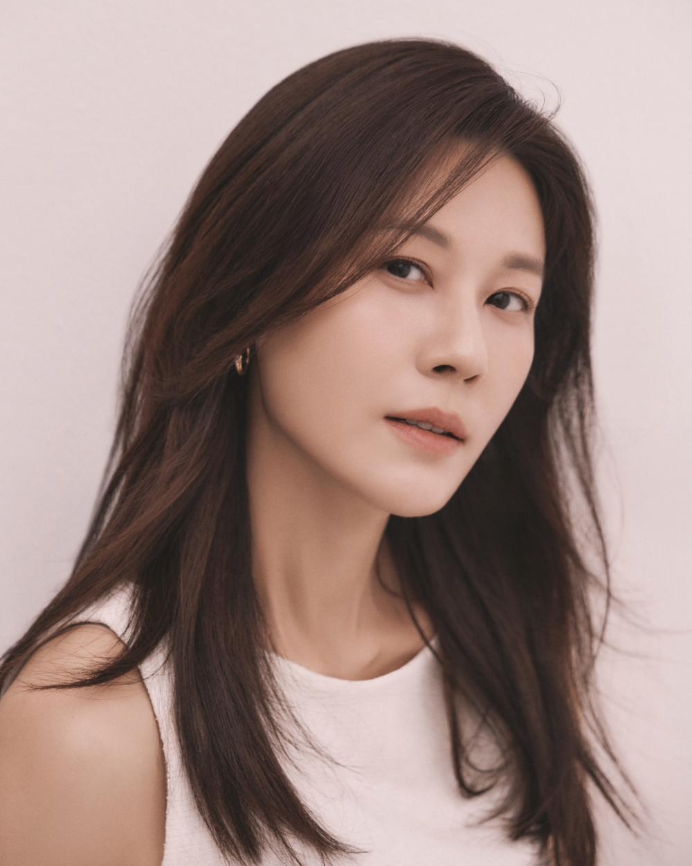 김하늘, 빌리언스와 전속계약 체결…새로운 도약 예고