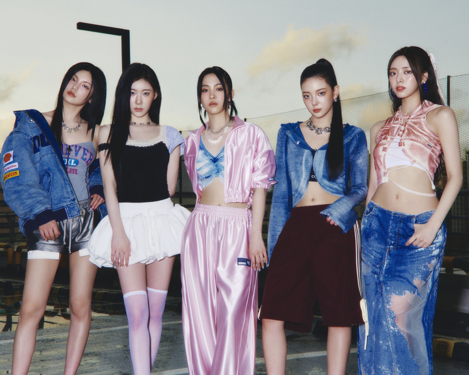 ITZY, 日 ‘도쿄 걸즈 컬렉션 구마모토 2025’ 메인 아티스트 출연…압도적 에너지 발산