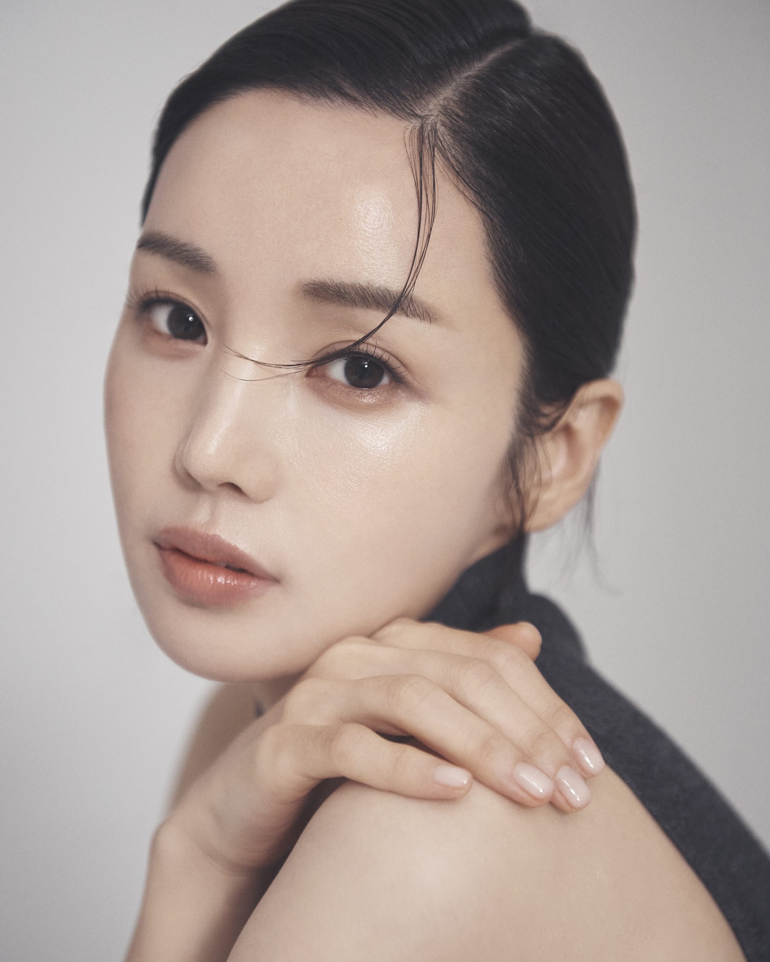 남규리, 칸 국제 시리즈 페스티벌 참석…‘K-호러퀸’의 소름 돋는 활약 예고