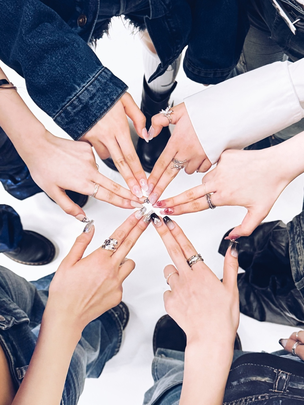 린브랜딩 첫 글로벌 걸그룹, 6인조 확정…SAAY(쎄이) 총괄 프로듀서 전격 합류