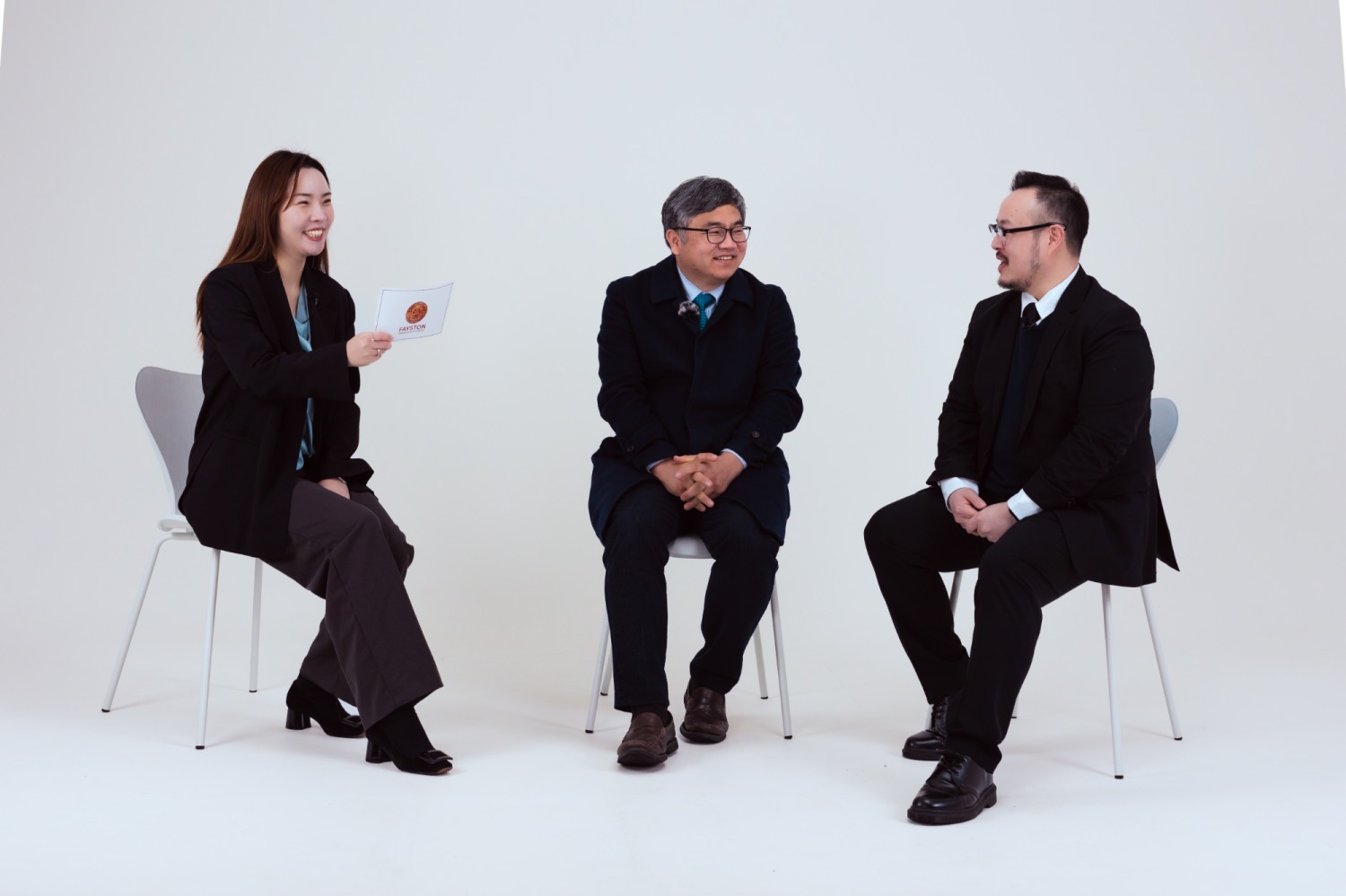 중앙-Daniel K. Paxitzis 페이스튼 설립자 및 총괄 교장, 우측-David Ahn 송도캠퍼스 초대 교장