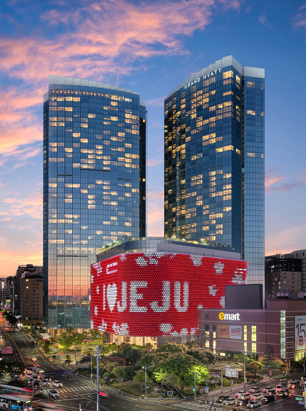 제주 드림타워, 신규 직원 4백 명 채용…‘개장 이후 최대 규모’