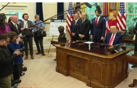 (상보) 트럼프, 영국과 무역협상 타결…車관세 10%만 적용