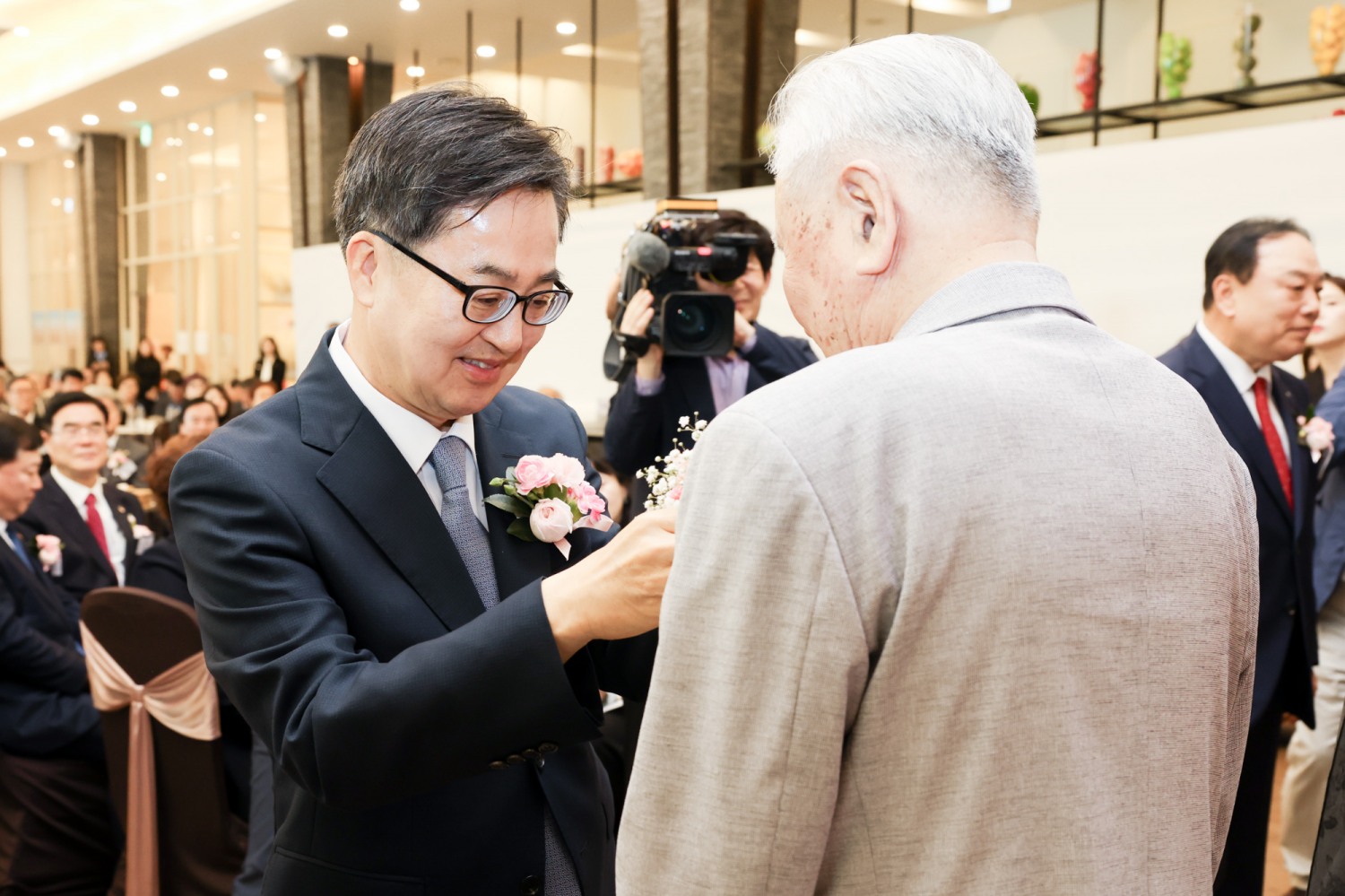 김동연 지사, 제53회 어버이날 기념행사