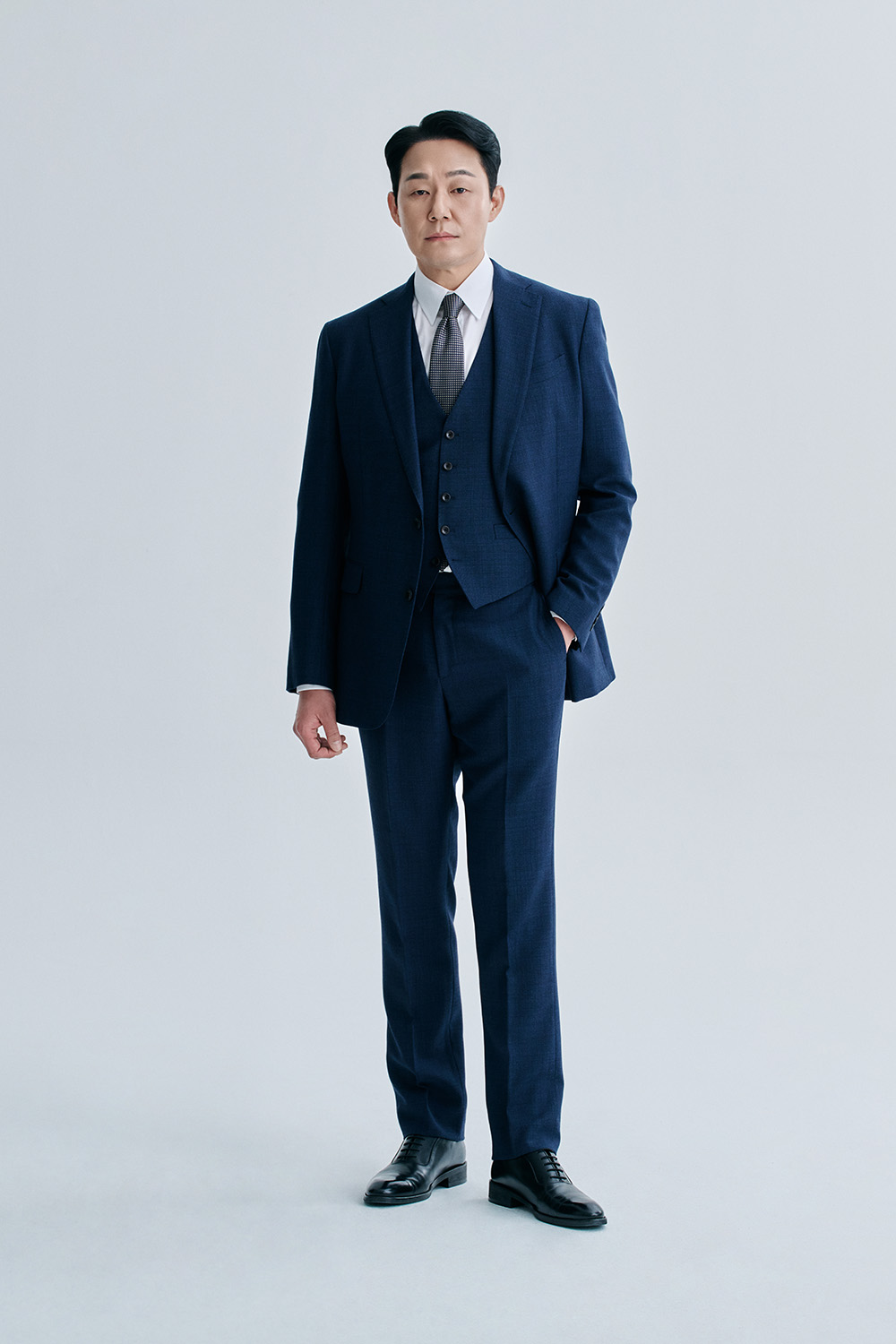 박성웅, 연극 ‘랑데부’ 공연 성공적 마무리…명품 배우의 품격 입증