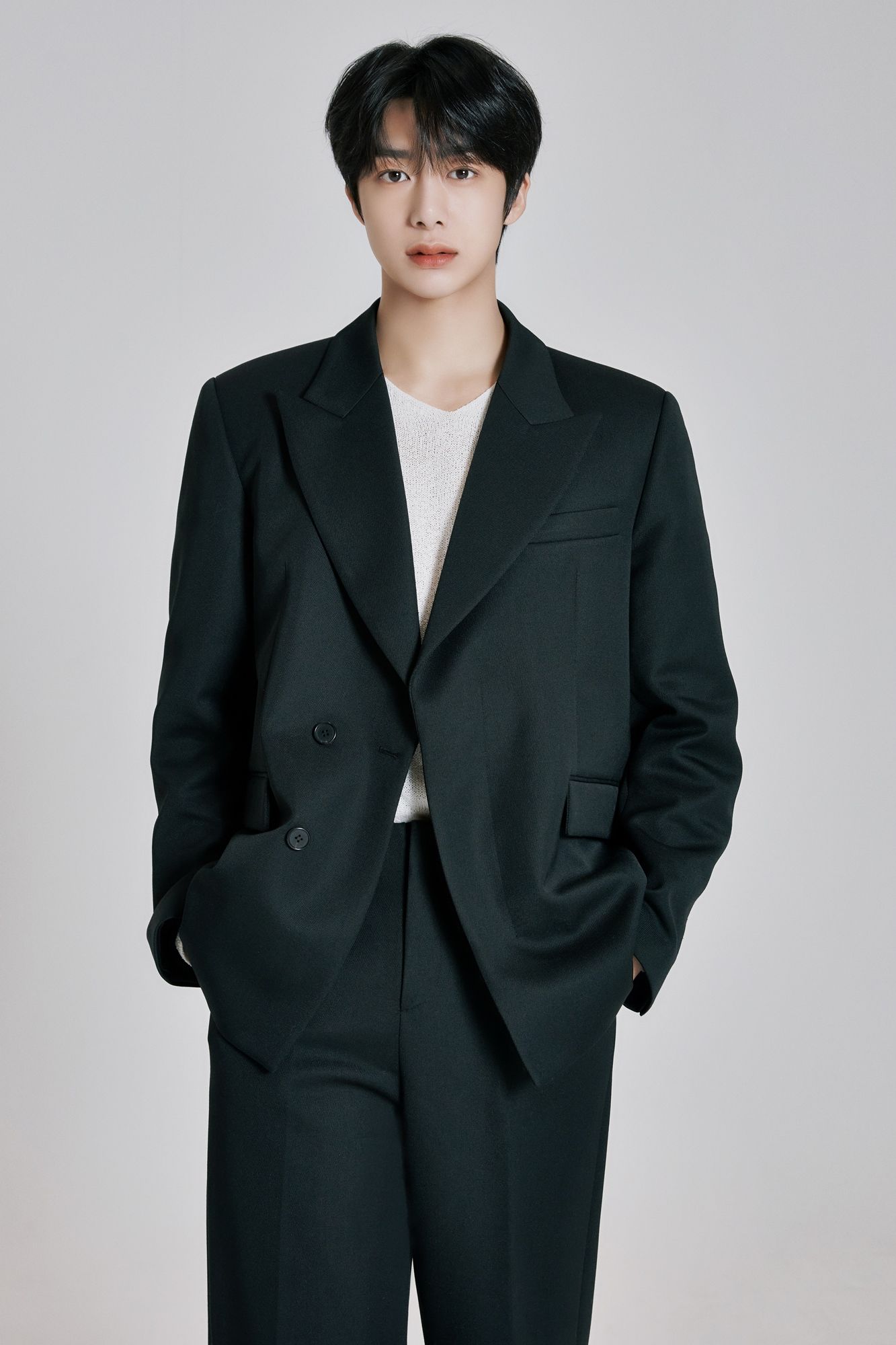 몬스타엑스 형원, 데뷔 10주년 하루 앞두고 전역…17일 무료 팬 이벤트 개최