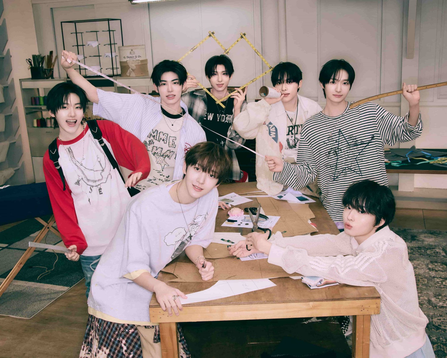 킥플립, 미니 2집 마지막 콘셉트 포토 속 엉뚱발랄 유쾌 에너지 ‘컴백 기대감 UP’