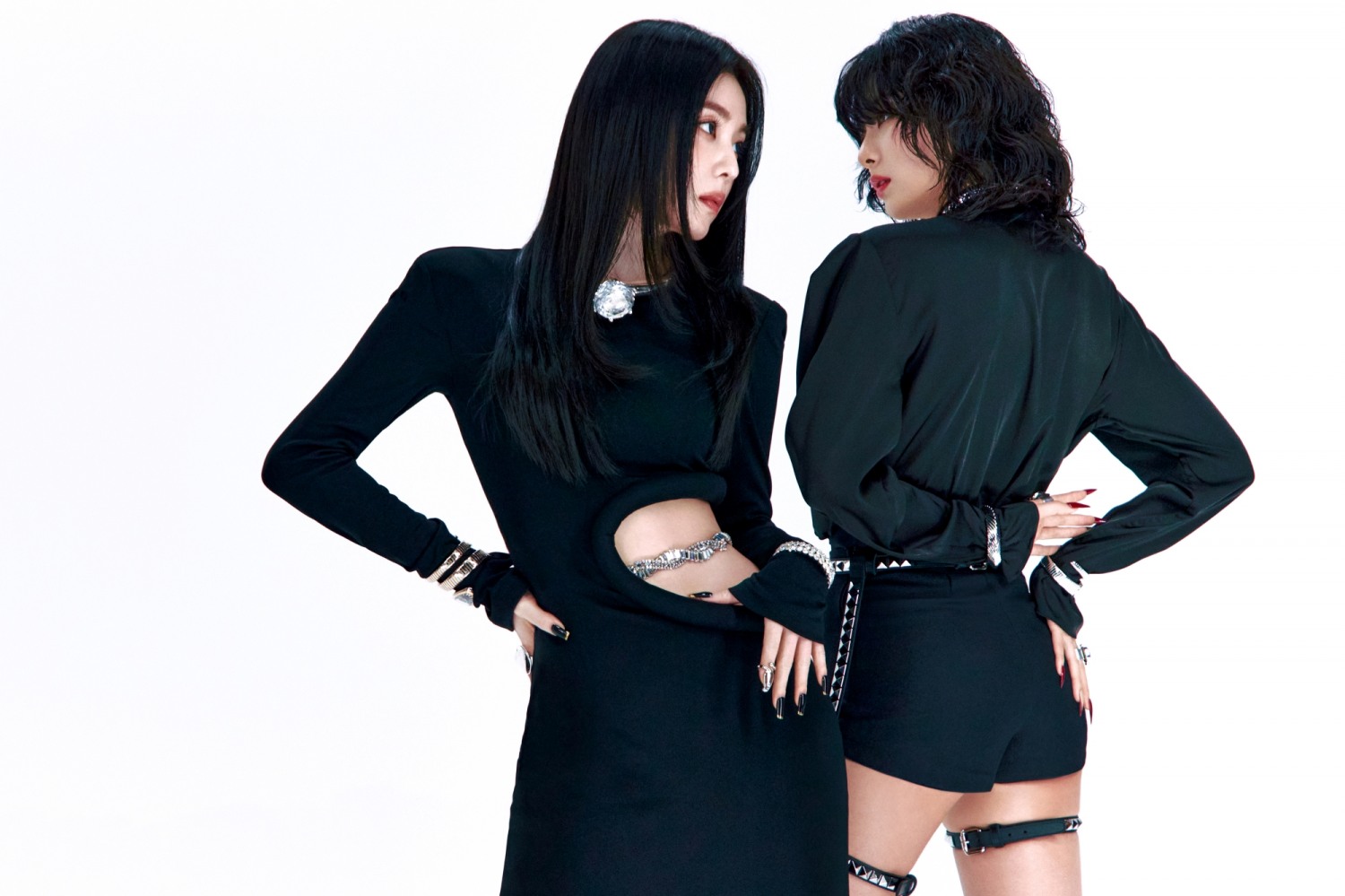 레드벨벳-아이린&슬기, 새 앨범 ‘TILT’ 하이라이트 메들리 클립 공개…아슬표 하이엔드 음악세계에 기대감 고조