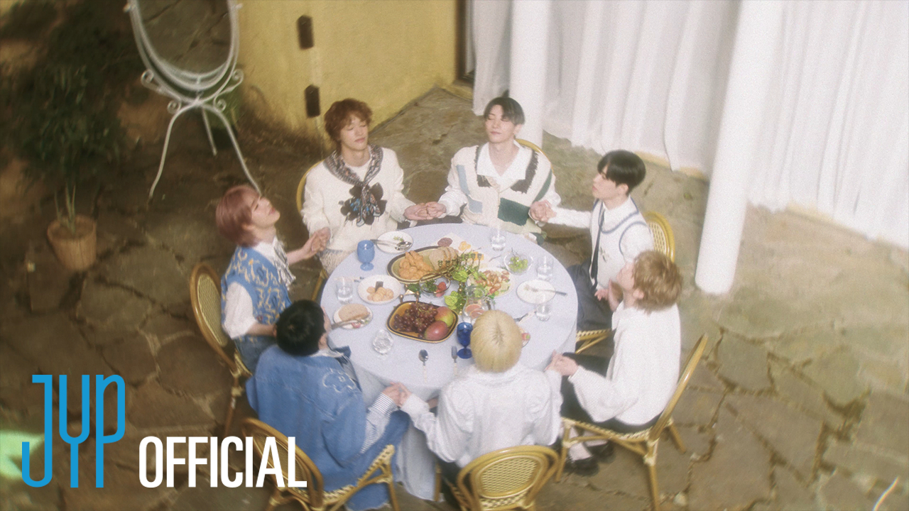 NEXZ, 몽환 & 청량 물오른 비주얼 정점…미니 2집 수록곡 'Slo-mo' 뮤직비디오 공개