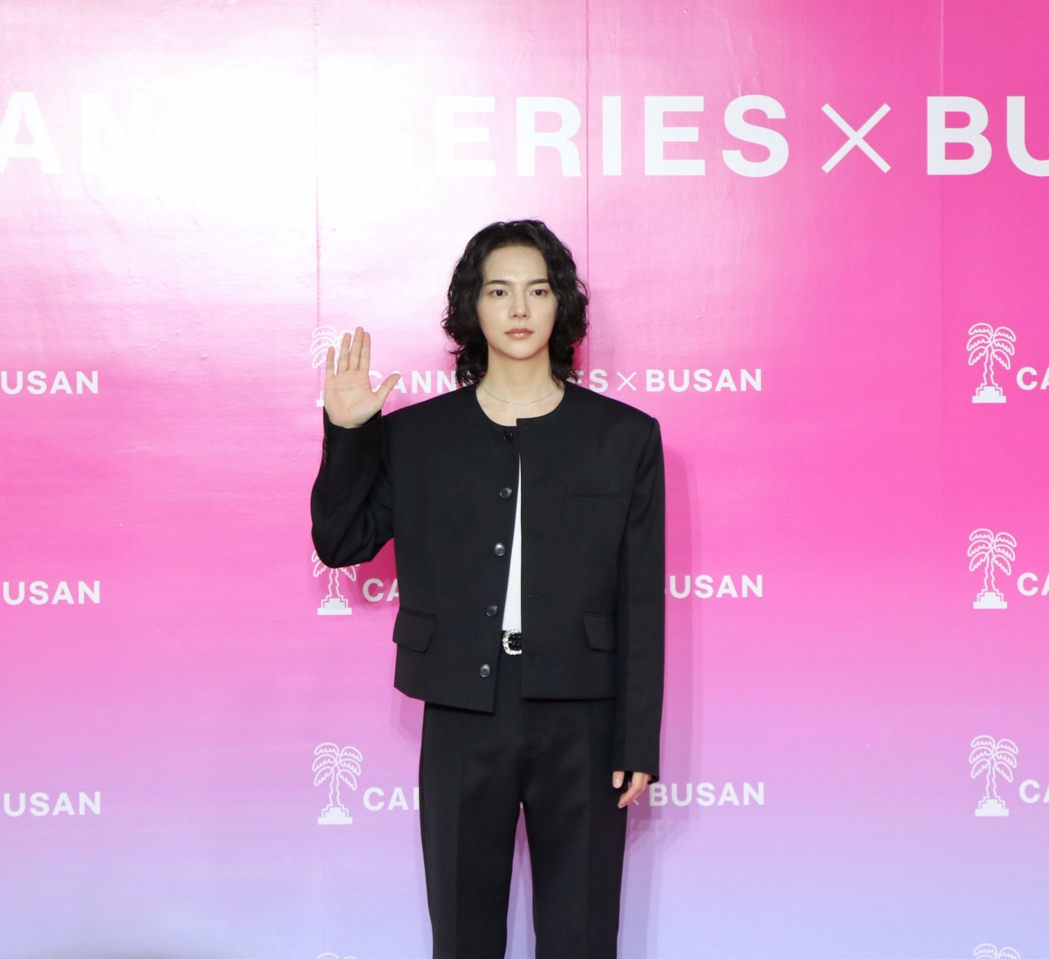 ‘선녀단식원’ 이세온, 부산콘텐츠마켓 ‘CANNESERIES X BUSAN’ 핑크카펫+무대인사 성료
