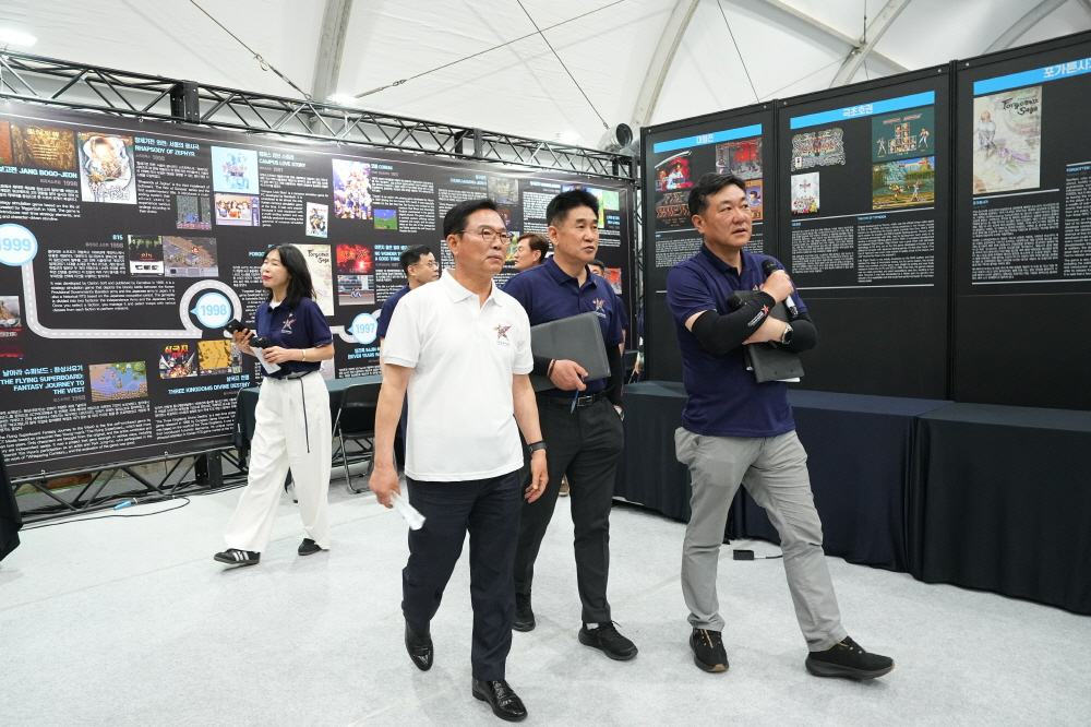 김석필 권한대행이 2일 독립기념관에서 2025 천안 K-컬처박람회 현장점검을 하고 있다. (천안시 제공)