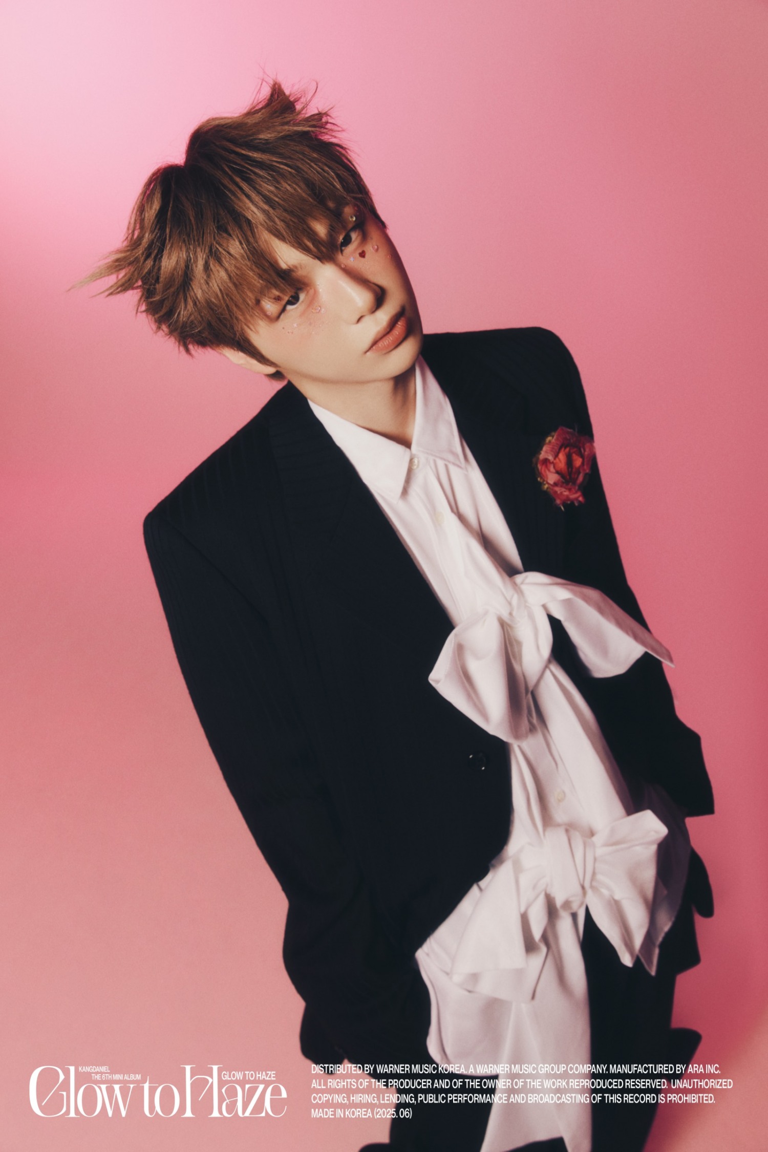 강다니엘, ‘Glow to Haze’ 리릭 포스터 공개…섬세한 트랙별 감성