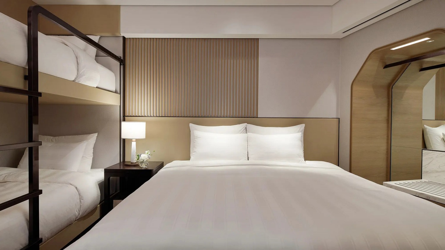 롯데호텔 서울•월드, GG세대를 위한 패키지 및 조식 프로모션 진행