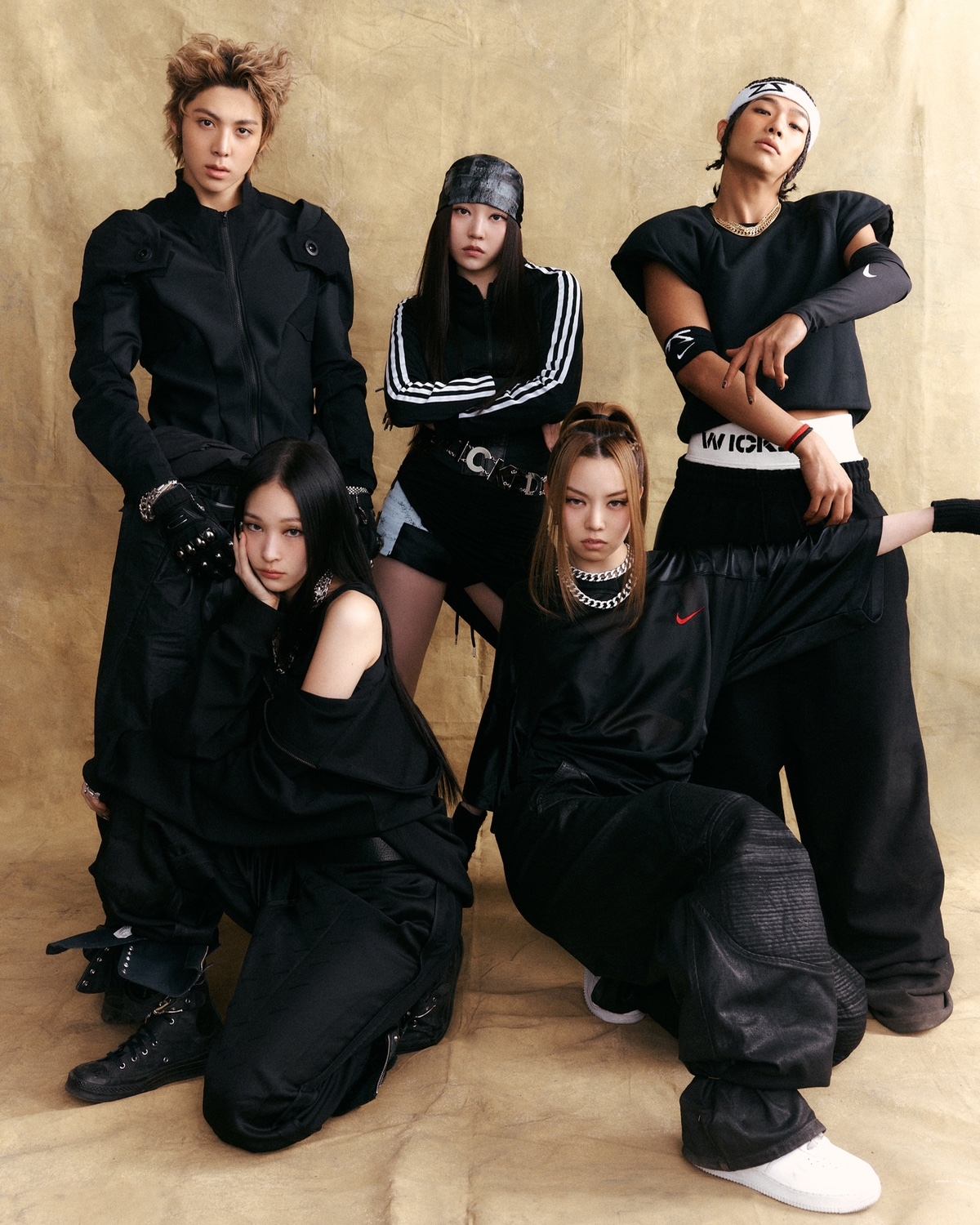 올데이 프로젝트, ‘페이머스’·‘위키드’ 공개 후 화제성 폭발…무서운 기세로 차트 급상승