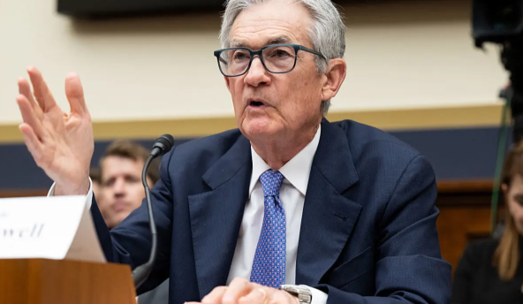 (상보) 파월 "美경제 강한 만큼 서두를 필요 없지만, 7월 인하 가능한 경로"
