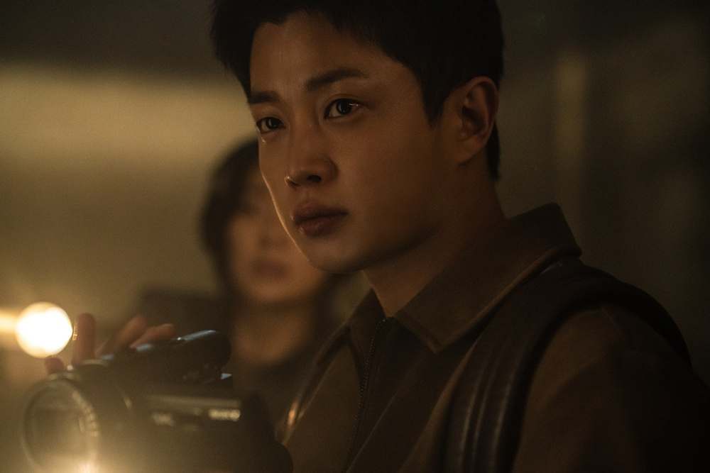 ‘노이즈’ 김민석, 현실 공포 밀도 높인 연기력 눈길