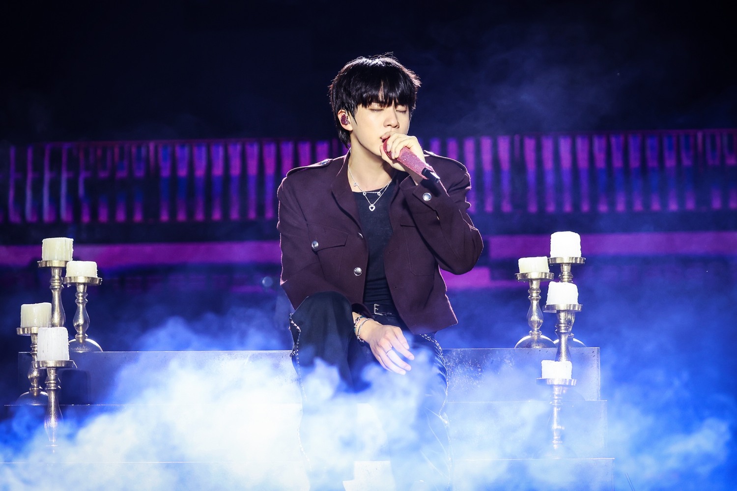 BTS 진, 역대급 팬사랑으로 완성한 첫 팬콘서트…솔로 아티스트 존재감 입증