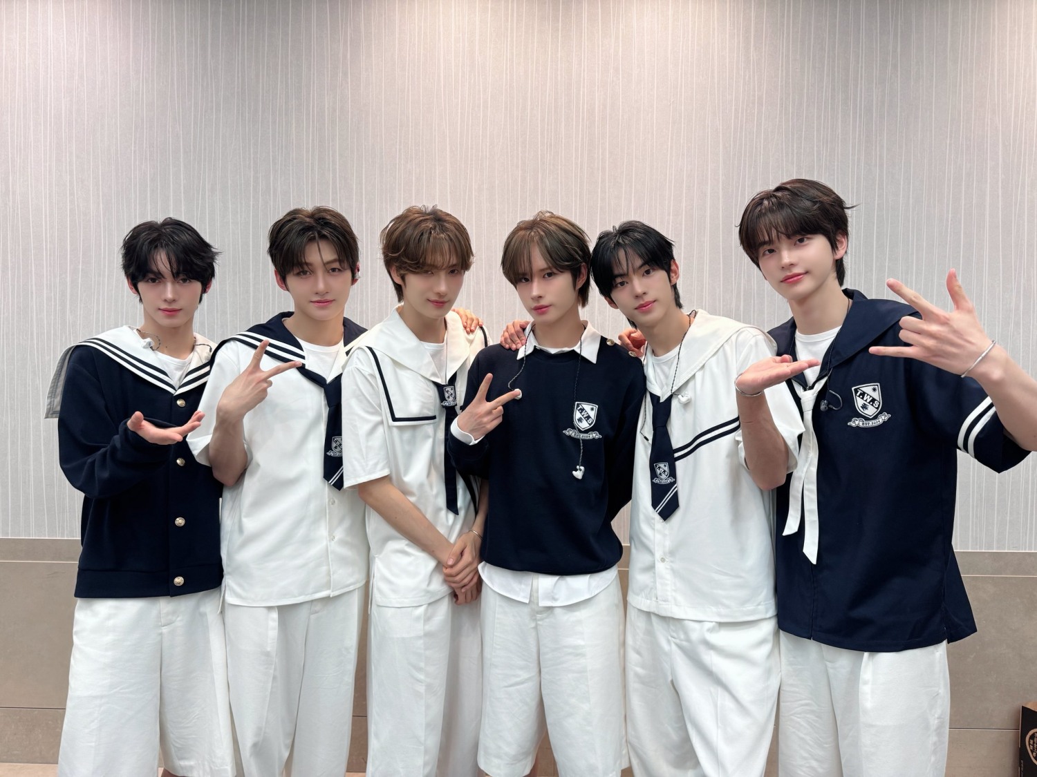 ‘日 데뷔’ TWS, ‘음악방송+페스티벌’ 접수…가장 뜨거운 K-팝 기대주 ‘눈도장’